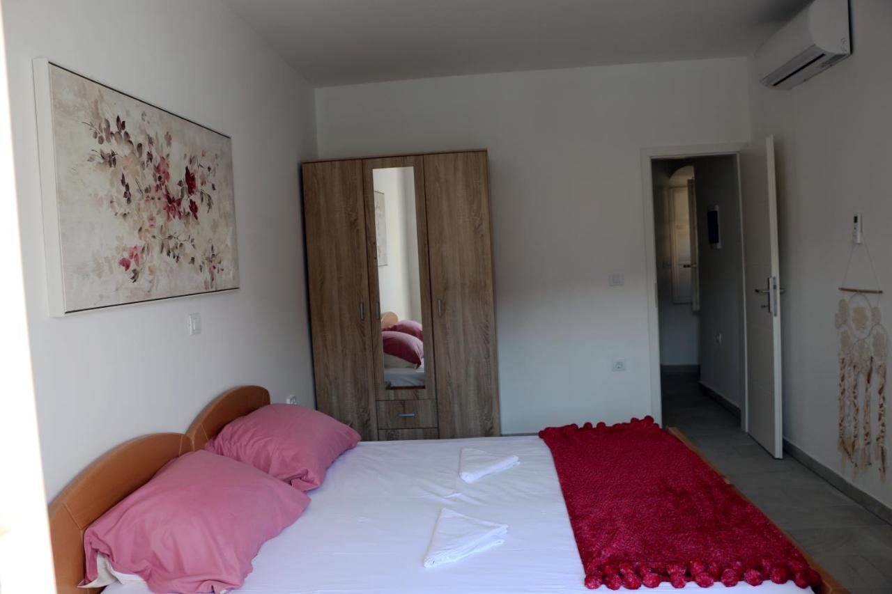 Apartment Penthouse & Apartment Studio Franci Паг Экстерьер фото